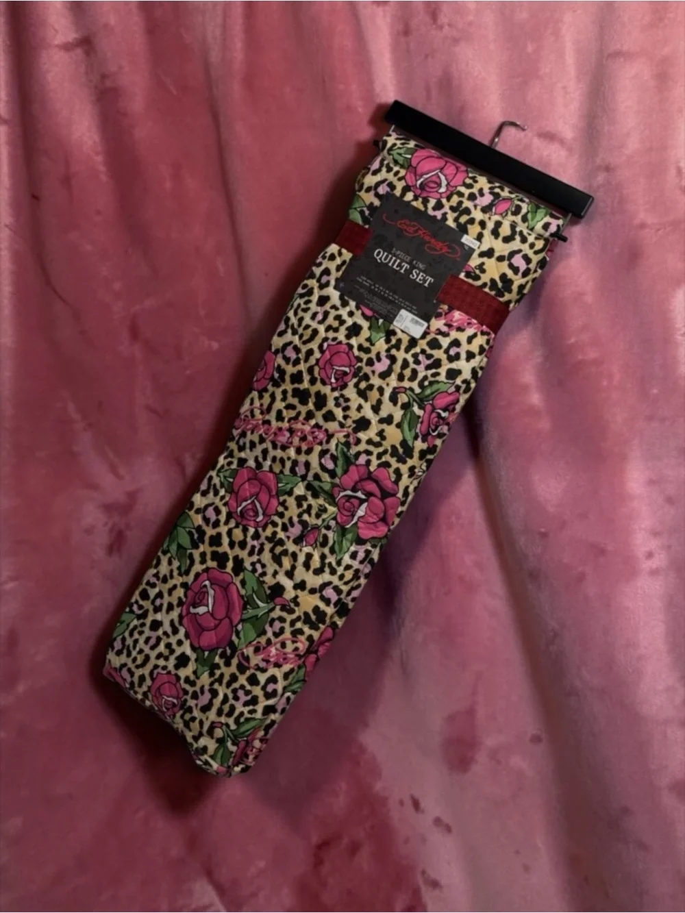 Ed Hardy Pink Rose Leopard Print Quilt Set